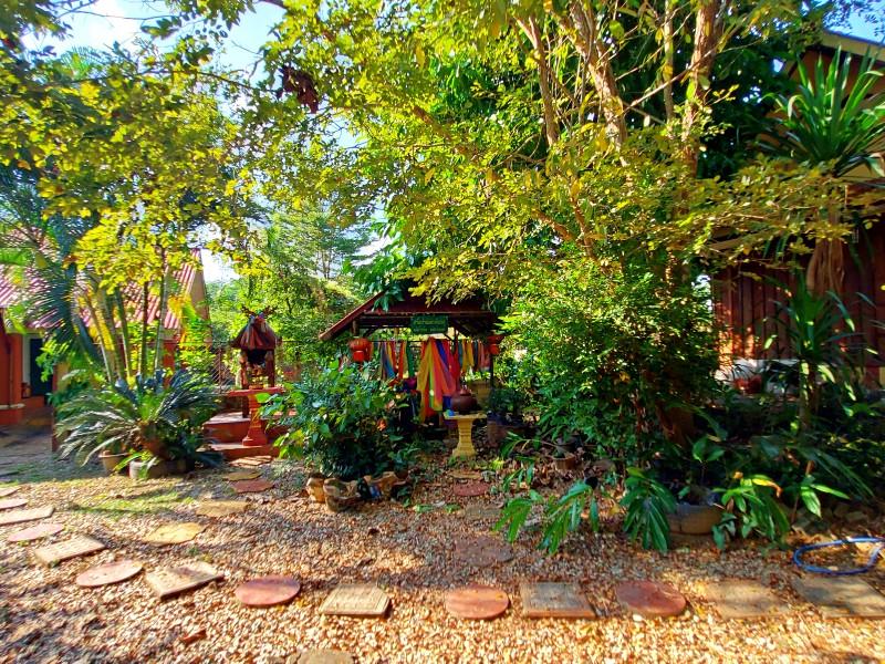 Unique 2-House Property Near Chiang Rai City Center – Ideal for Development - 3 houses for sell in chiangrai